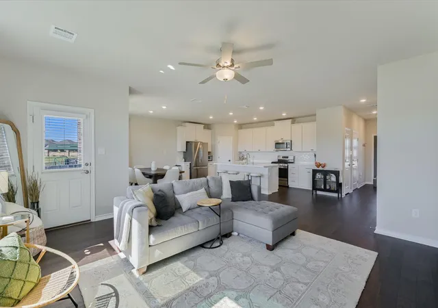 Photo 2 of Single family home for sale at 482 Pepperbark Loop, Buda, TX 78610 | MLS# 2886271 | Listing updated on 2026-10-29