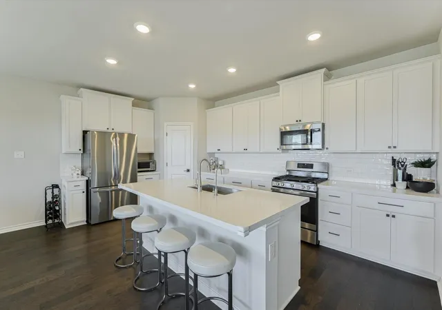 Photo 4 of Single family home for sale at 482 Pepperbark Loop, Buda, TX 78610 | MLS# 2886271 | Listing updated on 2026-10-29