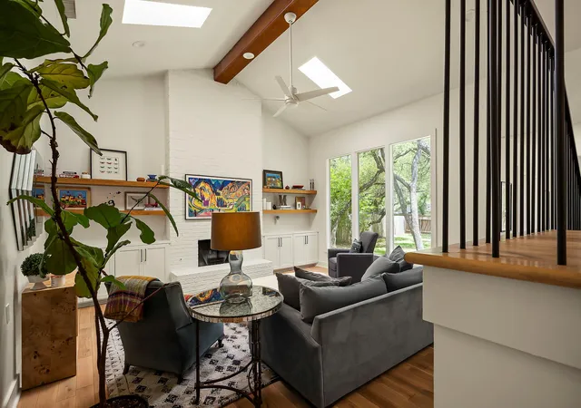 Photo 2 of Single family home for sale at 5816 Secrest Dr, Austin, TX 78759 | MLS# 8573771 | Listing updated on 2026-10-27