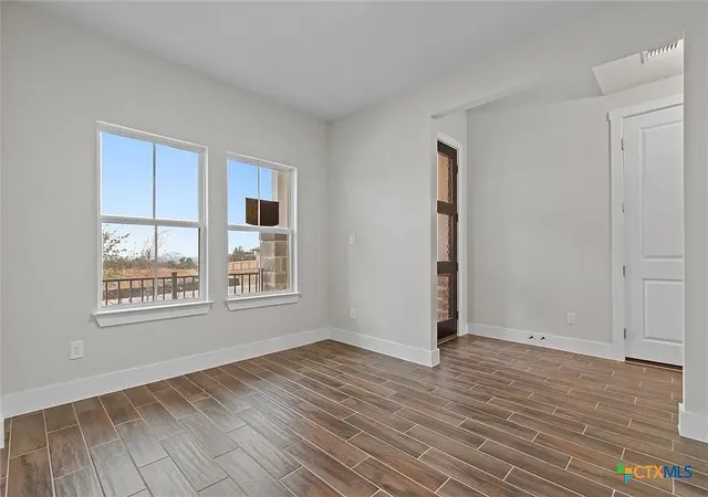 Photo 2 of Single family home for sale at 141 Arena Dr, Liberty Hill, TX 78642 | MLS# 8519435 | Listing updated on 2026-10-29