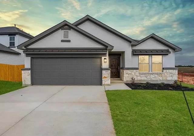Single family home for sale at 145 Arena Dr, Liberty Hill, TX 78642 | MLS# 6482107