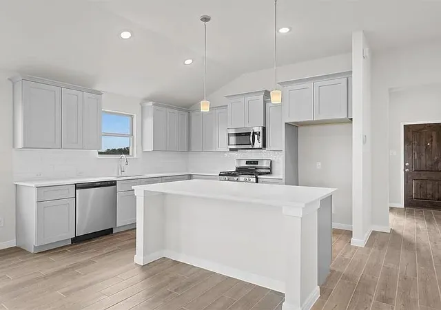 Photo 2 of Single family home for sale at 145 Arena Dr, Liberty Hill, TX 78642 | MLS# 6482107 | Listing updated on 2026-10-29