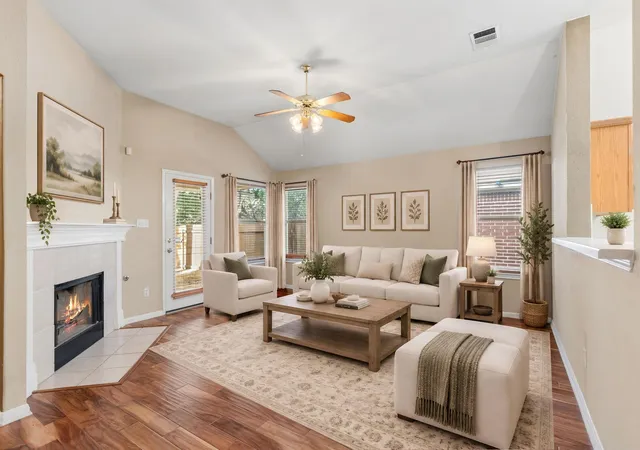 Photo 4 of Single family home for sale at 1605 Hawk Dr, Cedar Park, TX 78613 | MLS# 2269759 | Listing updated on 2026-10-29