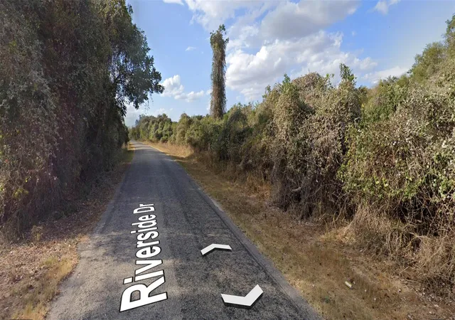 Photo 2 of Land for sale at 456 Riverside Dr, Bastrop, TX 78602 | MLS# 1056778 | Listing updated on 2026-10-27