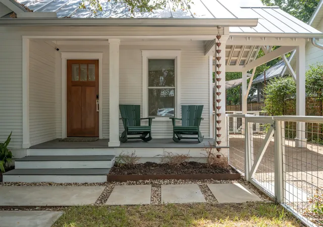 Photo 3 of Single family home for sale at 2103 Oxford Ave, Austin, TX 78704 | MLS# 9964778 | Listing updated on 2026-10-28