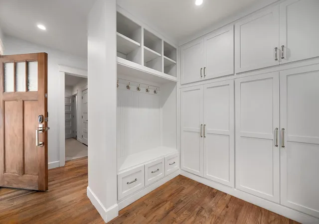 Photo 4 of Single family home for sale at 2103 Oxford Ave, Austin, TX 78704 | MLS# 9964778 | Listing updated on 2026-10-28