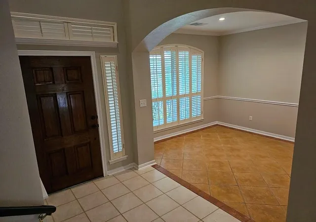 Photo 1 of Single family home for sale at 2852 Grimes Ranch Rd, Austin, TX 78732 | MLS# 6838333 | Listing updated on 2026-10-29