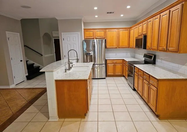 Photo 4 of Single family home for sale at 2852 Grimes Ranch Rd, Austin, TX 78732 | MLS# 6838333 | Listing updated on 2026-10-29