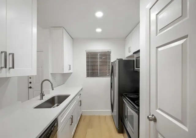 Photo 2 of Condo for sale at 6903 Deatonhill Dr #31, Austin, TX 78745 | MLS# 3293346 | Listing updated on 2026-10-28