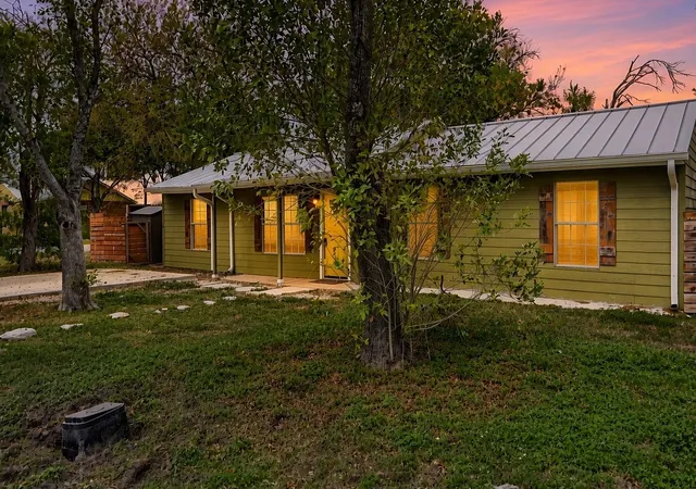 Photo 1 of Single family home for sale at 112 Discovery Ln, San Marcos, TX 78666 | MLS# 4825240 | Listing updated on 2026-10-29