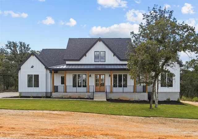 Photo 1 of Single family home for sale at 5090 Fm 672, Dale, TX 78616 | MLS# 3807513 | Listing updated on 2026-10-28
