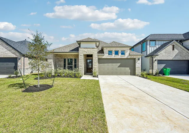 Photo 1 of Single family home for sale at 31116 Rena Coast Dr, Huffman, TX 77336 | MLS# 4495765 | Listing updated on 2026-10-28