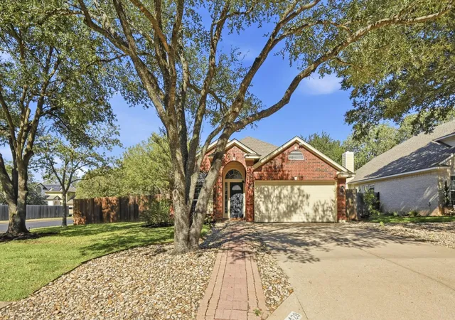 Single family home for sale at 9428 Linkmeadow Dr, Austin, TX 78748 | MLS# 7386621