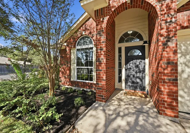 Photo 1 of Single family home for sale at 9428 Linkmeadow Dr, Austin, TX 78748 | MLS# 7386621 | Listing updated on 2026-10-28