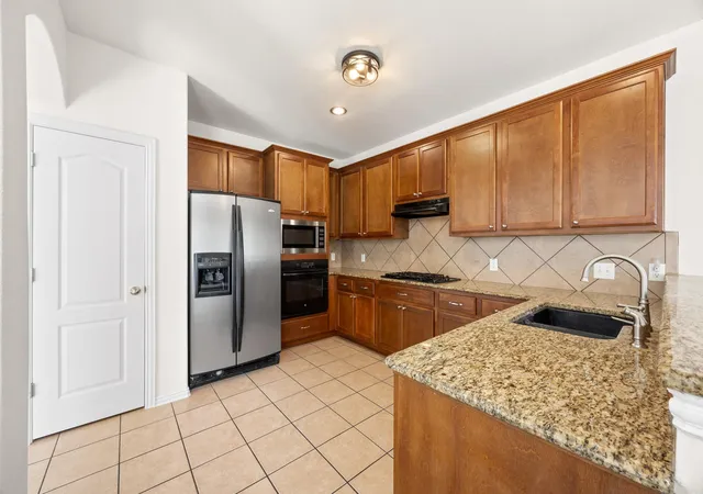 Photo 4 of Single family home for sale at 2605 Pumpkin Ridge Ct, Pflugerville, TX 78660 | MLS# 7985512 | Listing updated on 2026-10-28
