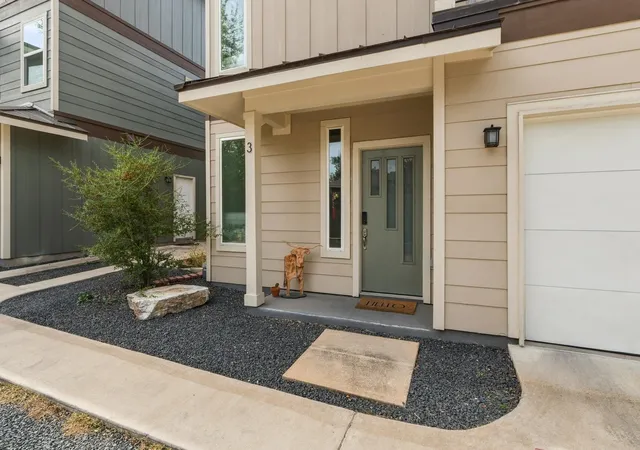 Single family home for sale at 2927 E Martin Luther King Jr Blvd #3, Austin, TX 78702 | MLS# 5712930