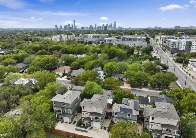 Photo 2 of Single family home for sale at 2927 E Martin Luther King Jr Blvd #3, Austin, TX 78702 | MLS# 5712930 | Listing updated on 2026-10-29