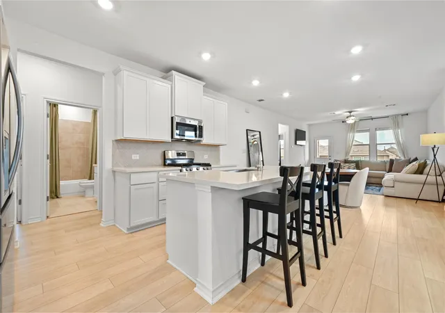 Photo 4 of Single family home for sale at 251 Cherry Vine Dr, Buda, TX 78610 | MLS# 3429438 | Listing updated on 2026-10-29