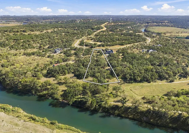 Photo 4 of Land for sale at 1942 Paradise Pkwy, Canyon Lake, TX 78133 | MLS# 3749872 | Listing updated on 2026-10-28