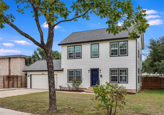 Photo 1 of Single family home for sale at 8601 Putnam Dr, Austin, TX 78757 | MLS# 5625385 | Listing updated on 2026-10-29