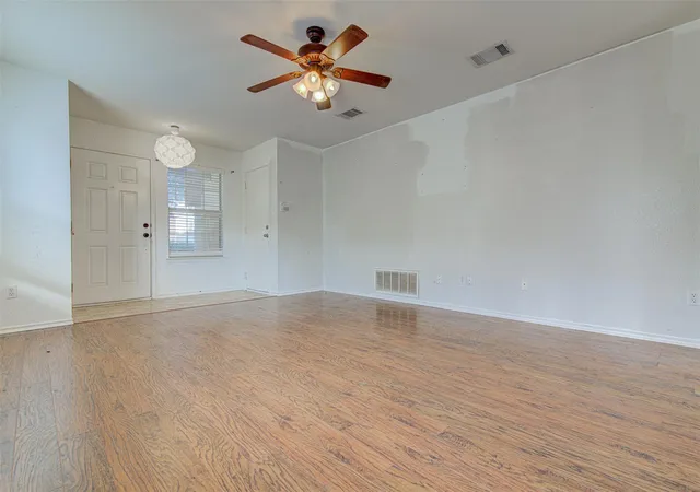 Photo 2 of Single family home for sale at 1084 Shadow Crk Blvd, Buda, TX 78610 | MLS# 2470176 | Listing updated on 2026-10-29