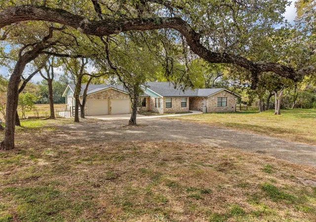 Photo 1 of Single family home for sale at 4905 Tis Autumn Ct, Manchaca, TX 78652 | MLS# 2861248 | Listing updated on 2026-10-30