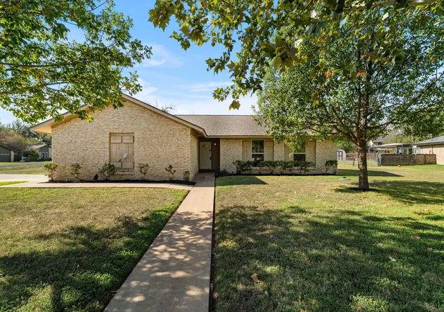 Single family home for sale at 9601 Braeburn Gln, Austin, TX 78729 | MLS# 6314227