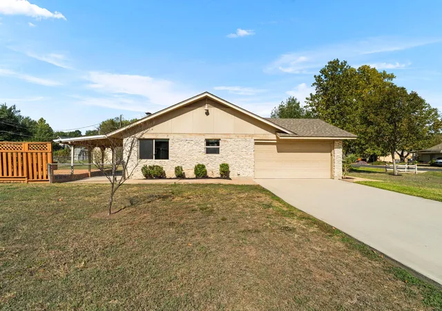 Photo 1 of Single family home for sale at 9601 Braeburn Gln, Austin, TX 78729 | MLS# 6314227 | Listing updated on 2026-10-28