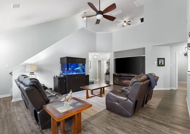 Photo 2 of Single family home for sale at 233 San Matteo St, Georgetown, TX 78628 | MLS# 2299160 | Listing updated on 2026-10-30