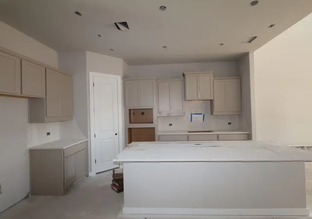 Photo 2 of Single family home for sale at 925 Purmela St, Leander, TX 78641 | MLS# 4185061 | Listing updated on 2026-10-28