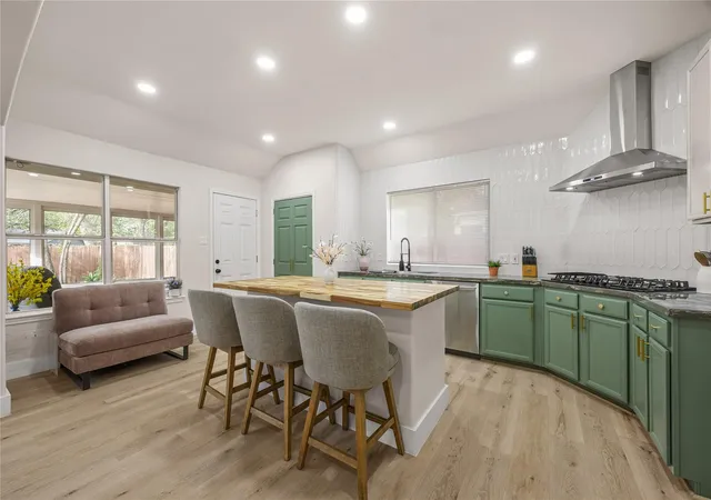 Photo 3 of Single family home for sale at 12624 Twisted Briar Ln, Austin, TX 78729 | MLS# 9494926 | Listing updated on 2026-10-28