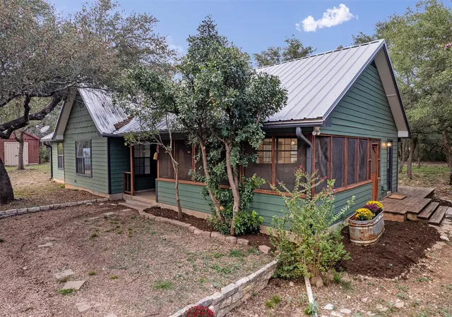 Single family home for sale at 204 E Lakeshore Dr, Dripping Springs, TX 78620 | MLS# 4931066