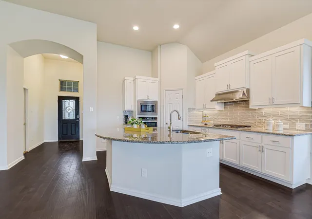 Photo 4 of Single family home for sale at 20813 Grandala Ct, Pflugerville, TX 78660 | MLS# 8062340 | Listing updated on 2026-10-30