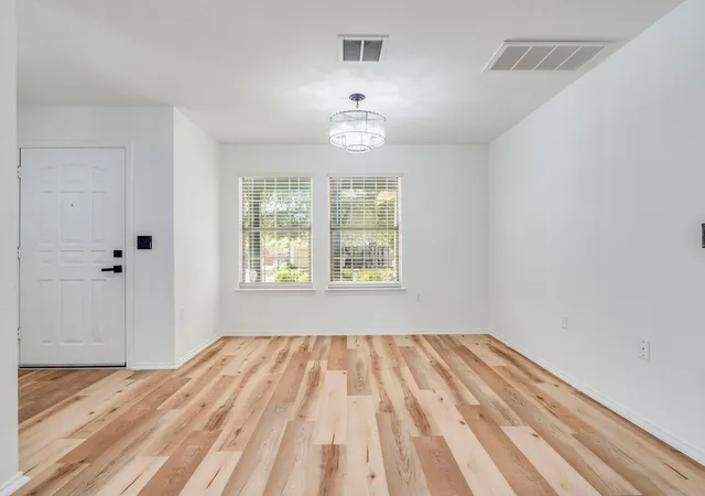 Photo 3 of Single family home for sale at 4504 Lyra Cir, Austin, TX 78744 | MLS# 5114431 | Listing updated on 2026-10-28