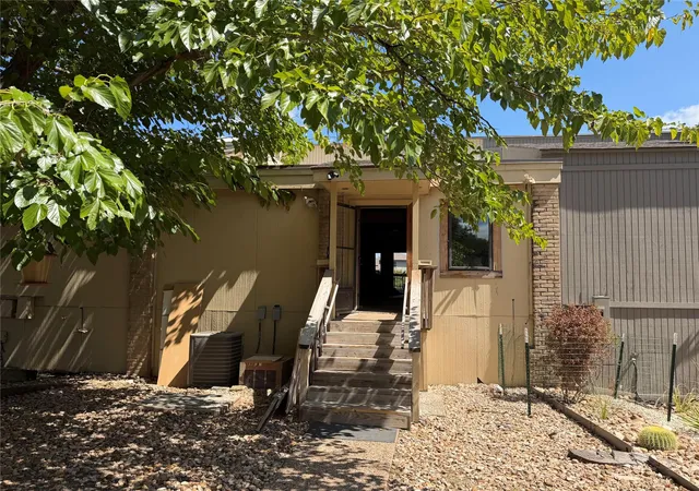 Photo 2 of Townhouse for sale at 523 Venture Blvd, Lago Vista, TX 78645 | MLS# 3371066 | Listing updated on 2026-10-29
