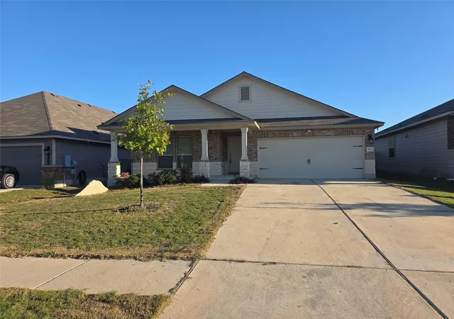 Single family home for sale at 164 Onna St, Taylor, TX 76574 | MLS# 7311732