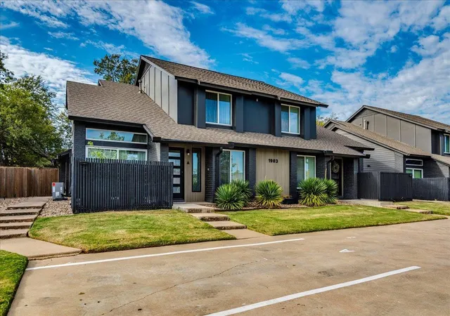 Photo 2 of Townhouse for sale at 1903 Albury Cv #C, Austin, TX 78758 | MLS# 7507552 | Listing updated on 2026-10-29