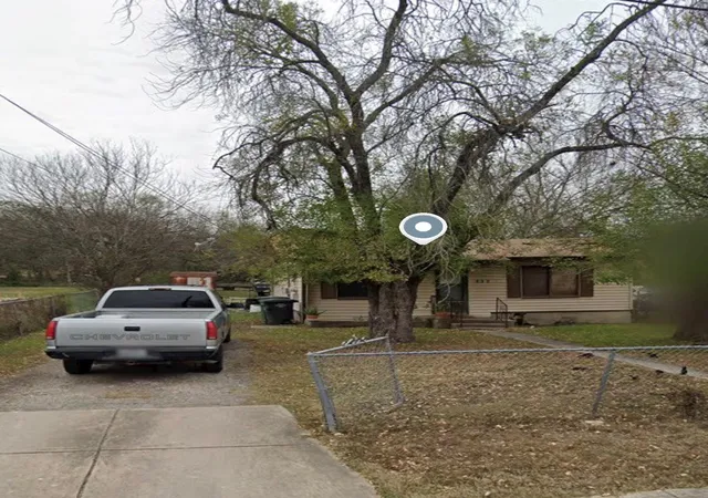 Photo 1 of Single family home for sale at 727 Sewanee St, San Antonio, TX 78210 | MLS# 2335496 | Listing updated on 2026-10-29