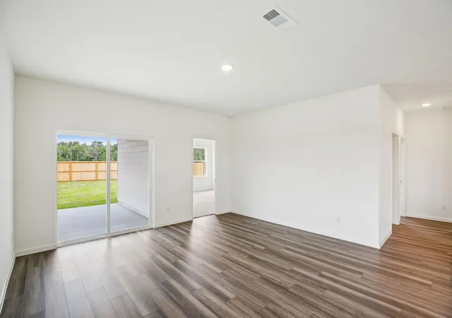 Photo 4 of Single family home for sale at 16708 Tawakoni Ln, Manor, TX 78653 | MLS# 7782205 | Listing updated on 2026-10-29