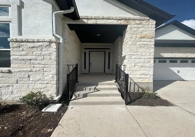 Photo 1 of Single family home for sale at 255 Shiner St, Buda, TX 78610 | MLS# 5740222 | Listing updated on 2026-10-29