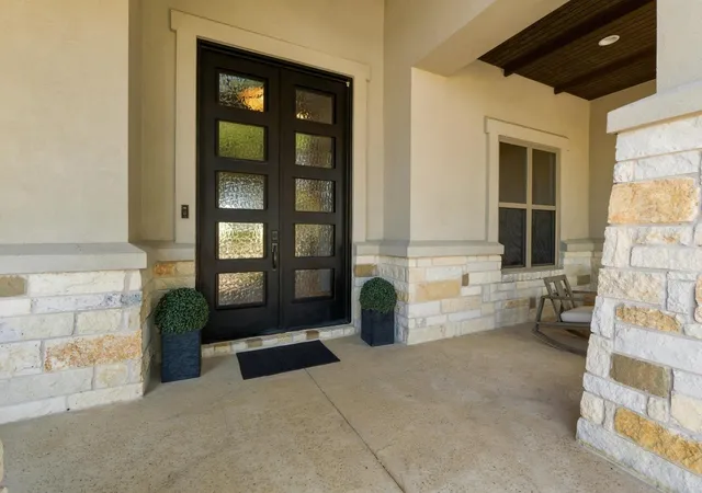 Photo 4 of Single family home for sale at 1209 Eagle Point Dr, Georgetown, TX 78628 | MLS# 3265719 | Listing updated on 2026-10-29