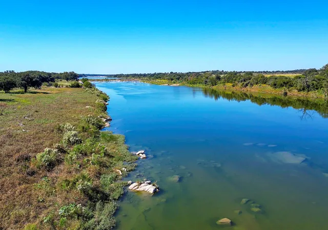 Photo 3 of House for sale at 1701 Ranch Rd 152 W, Llano, TX 78643 | MLS# 9335295 | Listing updated on 2026-10-29