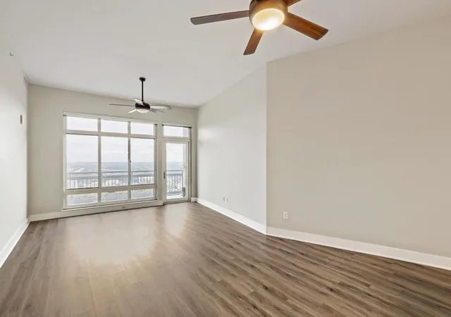 Photo 3 of Condo for sale at 603 Davis St #2009, Austin, TX 78701 | MLS# 7079757 | Listing updated on 2026-10-30