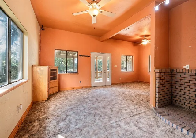 Photo 3 of Single family home for sale at 191 Pine Valley Loop, Smithville, TX 78957 | MLS# 9925519 | Listing updated on 2026-10-30
