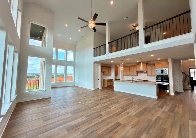 Photo 4 of Single family home for sale at 515 Uphill Ct, Liberty Hill, TX 78642 | MLS# 3249397 | Listing updated on 2026-10-29