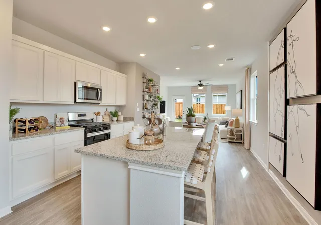 Photo 4 of Single family home for sale at 423 Lucky Ave, Elgin, TX 78621 | MLS# 9191409 | Listing updated on 2026-10-29