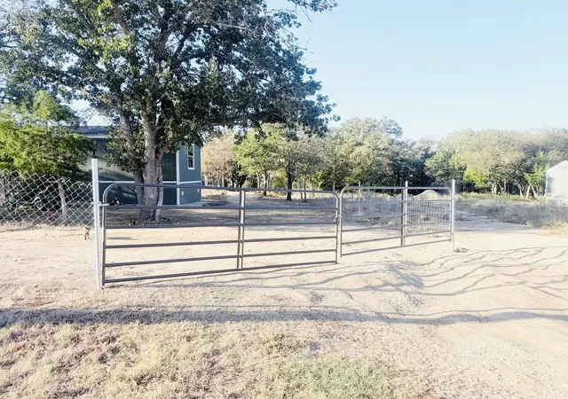 Photo 2 of Manufactured home for sale at 6739 Taylorsville Rd, Dale, TX 78616 | MLS# 2984030 | Listing updated on 2026-10-30
