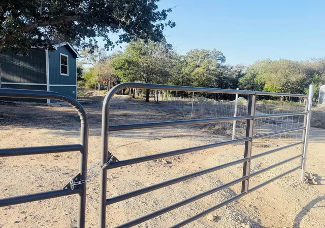 Photo 3 of Manufactured home for sale at 6739 Taylorsville Rd, Dale, TX 78616 | MLS# 2984030 | Listing updated on 2026-10-30