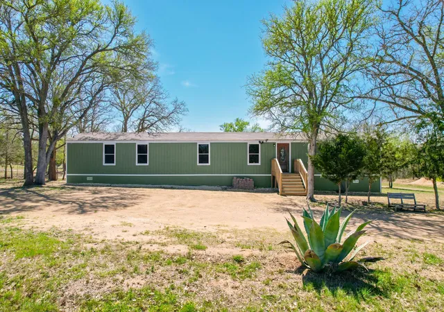 Photo 4 of Manufactured home for sale at 6739 Taylorsville Rd, Dale, TX 78616 | MLS# 2984030 | Listing updated on 2026-10-30