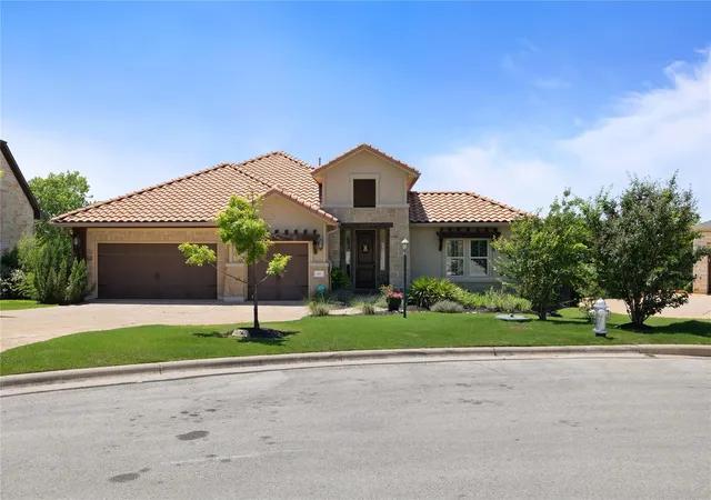 Photo 1 of Single family home for sale at 416 Maialina Cv, Austin, TX 78738 | MLS# 2991578 | Listing updated on 2026-10-30